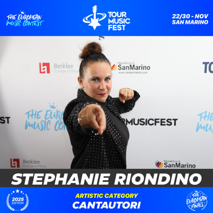 H157706 - Stephanie Riondino - Stephanie Riondino-01