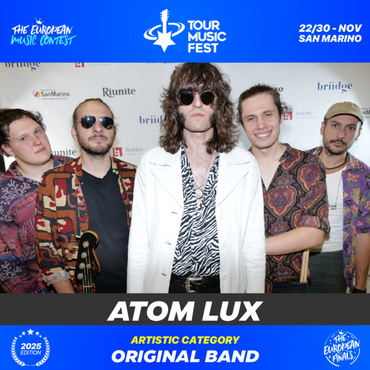 I159819 - Atom Lux-01