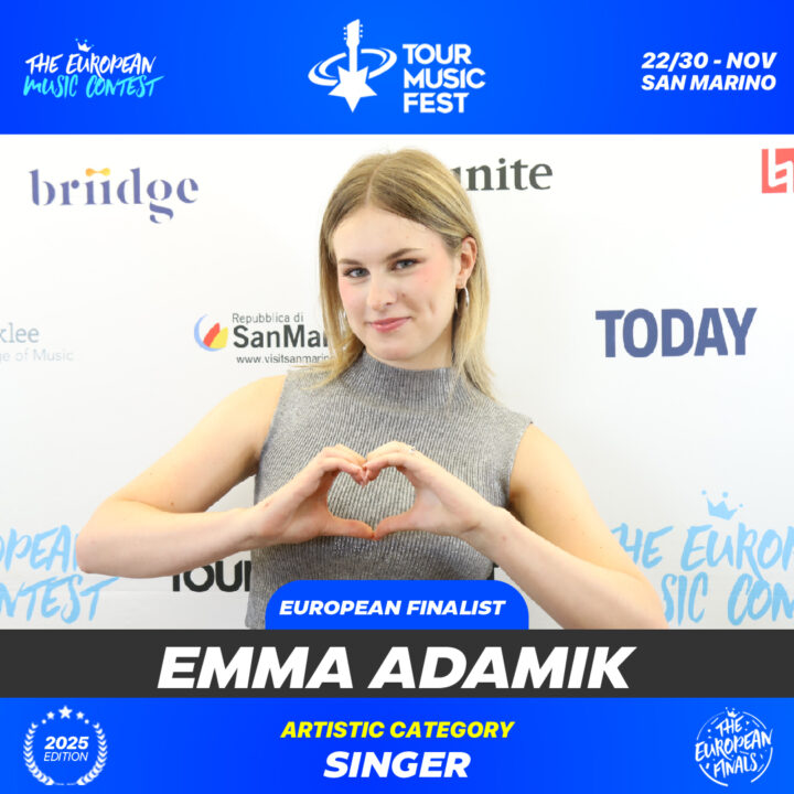 I178060 - Emma Adamik - Emma Adamik-01