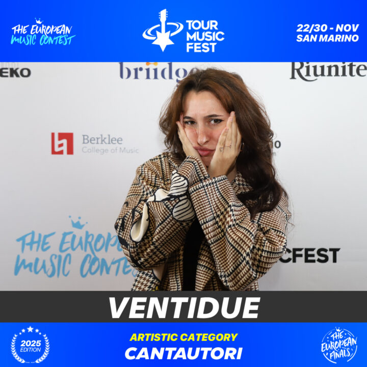 I188887 - Ventidue - Anita Guarino-01